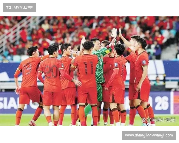 部分国脚中断休假向国足报到，积极备战新周期